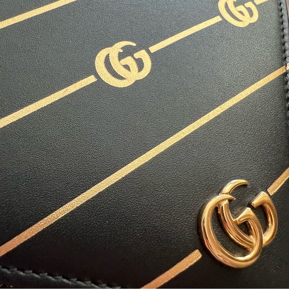 Authentic Gucci Black/Gold GG Diagonal Striped Wallet on Chain - Two Way - Picture 2 of 16